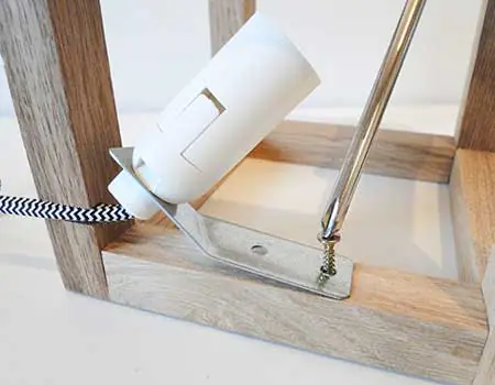 Wie baut man Würfel-Lampe? Wie baut man Würfel-Lampe?
