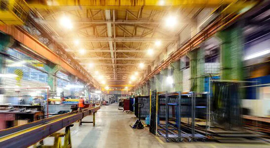 LED-Highbays Highbays in Lagerhalle